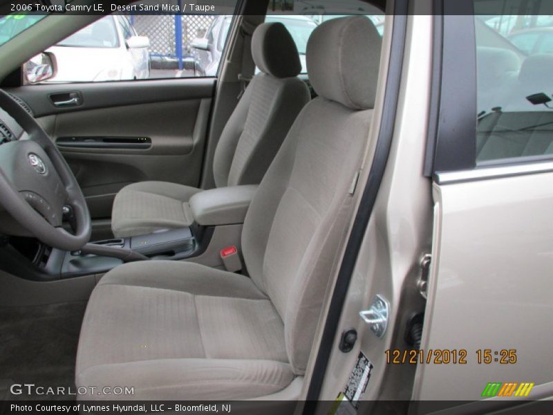 Desert Sand Mica / Taupe 2006 Toyota Camry LE