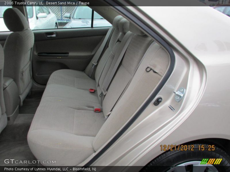 Desert Sand Mica / Taupe 2006 Toyota Camry LE