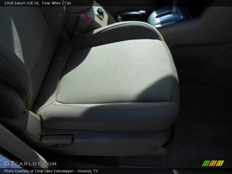Polar White / Tan 2008 Saturn VUE XE
