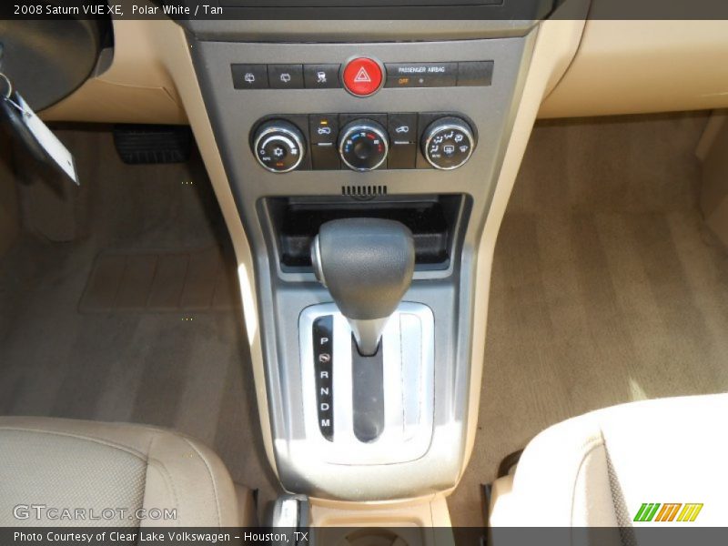 Polar White / Tan 2008 Saturn VUE XE