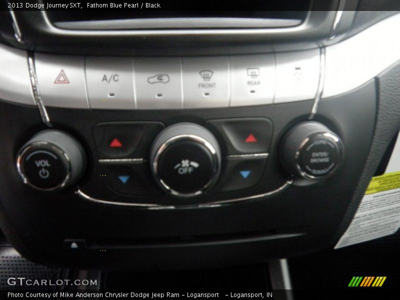 Fathom Blue Pearl / Black 2013 Dodge Journey SXT