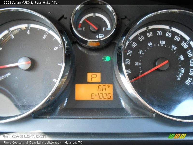 Polar White / Tan 2008 Saturn VUE XE
