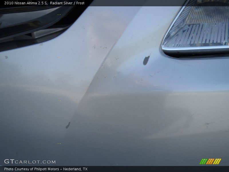 Radiant Silver / Frost 2010 Nissan Altima 2.5 S