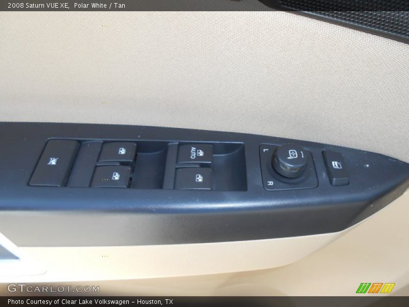 Polar White / Tan 2008 Saturn VUE XE
