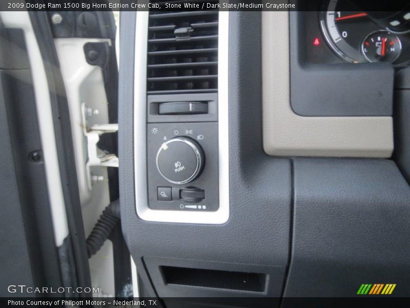Stone White / Dark Slate/Medium Graystone 2009 Dodge Ram 1500 Big Horn Edition Crew Cab