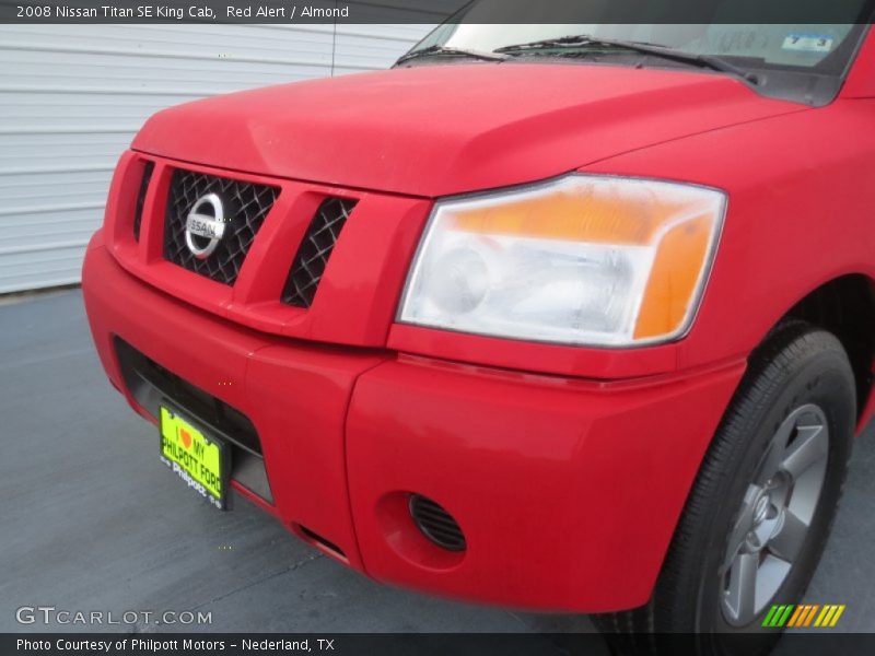 Red Alert / Almond 2008 Nissan Titan SE King Cab