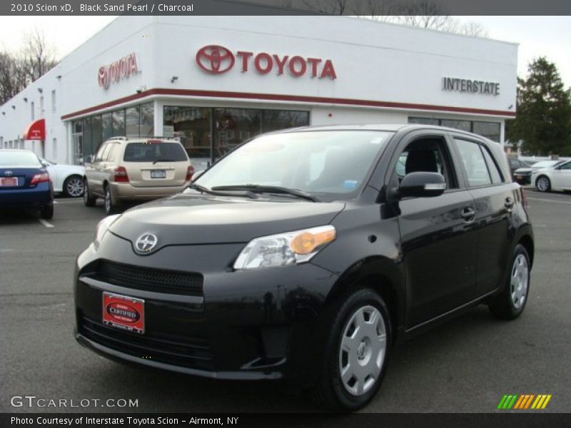 Black Sand Pearl / Charcoal 2010 Scion xD