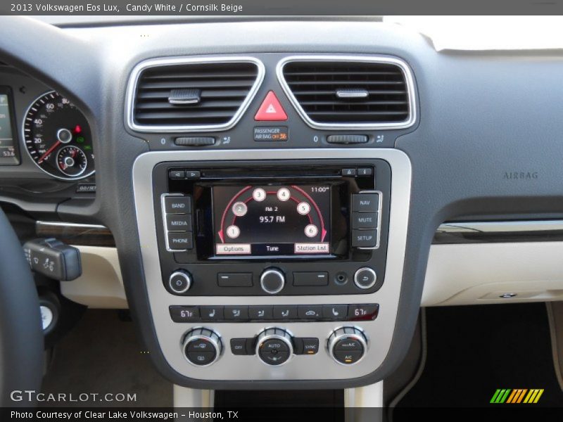 Candy White / Cornsilk Beige 2013 Volkswagen Eos Lux