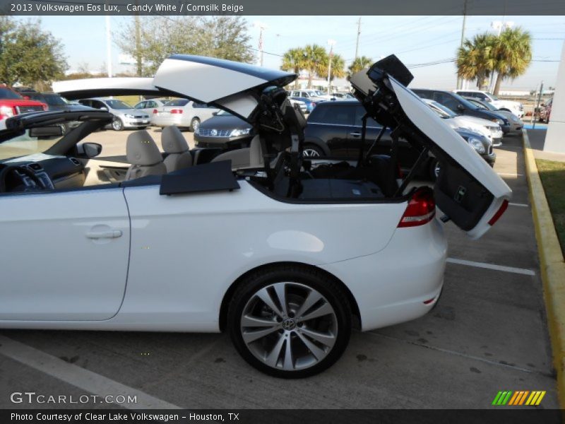 Candy White / Cornsilk Beige 2013 Volkswagen Eos Lux