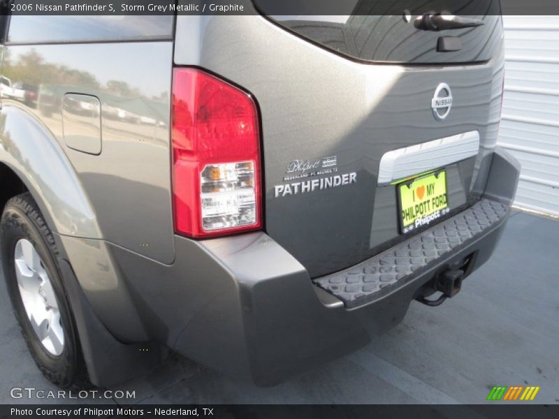 Storm Grey Metallic / Graphite 2006 Nissan Pathfinder S