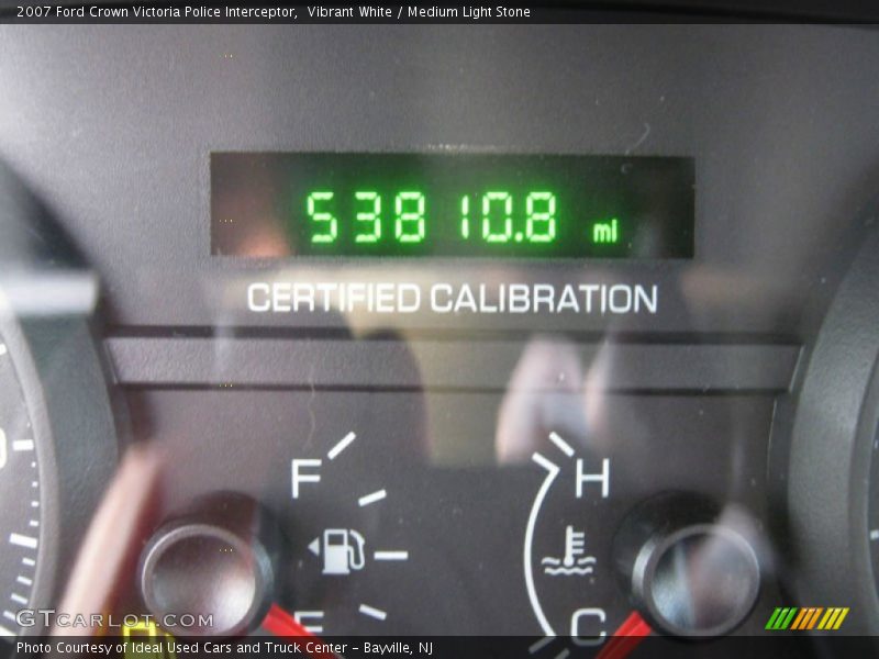Vibrant White / Medium Light Stone 2007 Ford Crown Victoria Police Interceptor