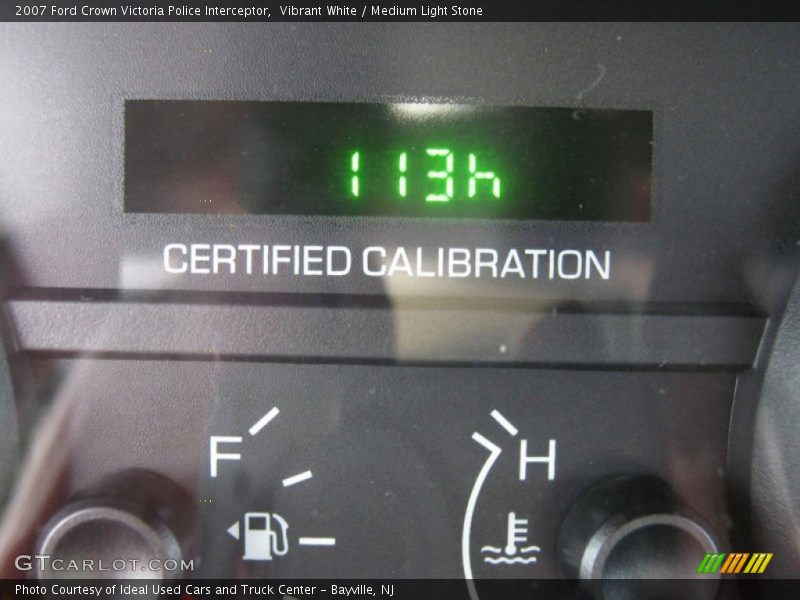 Vibrant White / Medium Light Stone 2007 Ford Crown Victoria Police Interceptor
