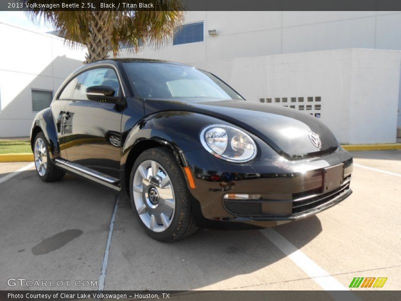 Black / Titan Black 2013 Volkswagen Beetle 2.5L