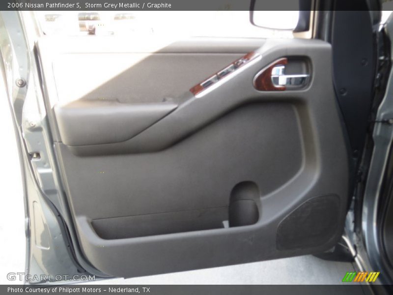 Storm Grey Metallic / Graphite 2006 Nissan Pathfinder S