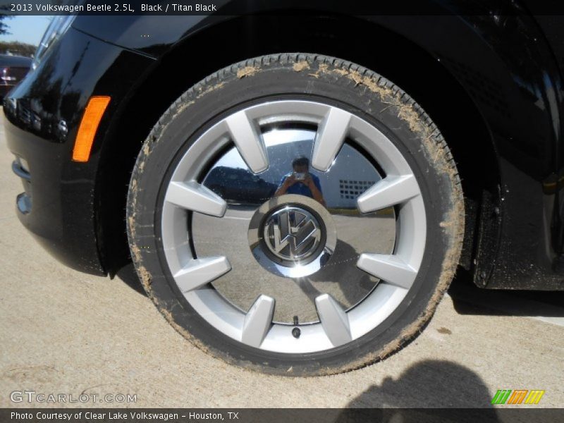 Black / Titan Black 2013 Volkswagen Beetle 2.5L