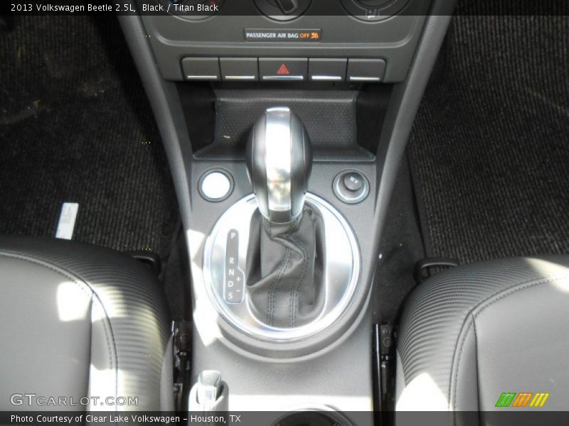 Black / Titan Black 2013 Volkswagen Beetle 2.5L