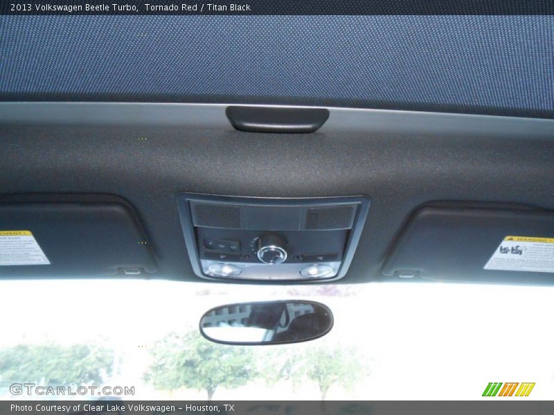 Tornado Red / Titan Black 2013 Volkswagen Beetle Turbo