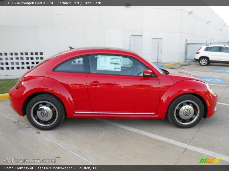 Tornado Red / Titan Black 2013 Volkswagen Beetle 2.5L