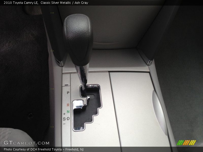 Classic Silver Metallic / Ash Gray 2010 Toyota Camry LE