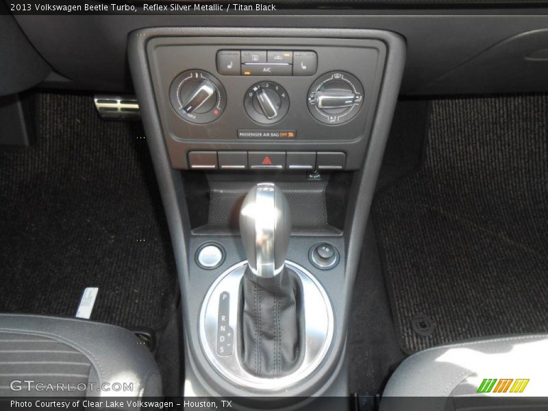 Reflex Silver Metallic / Titan Black 2013 Volkswagen Beetle Turbo