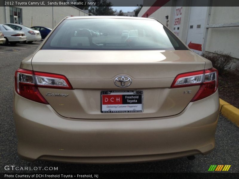 Sandy Beach Metallic / Ivory 2012 Toyota Camry LE