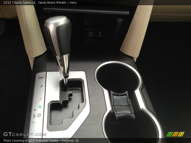 Sandy Beach Metallic / Ivory 2012 Toyota Camry LE