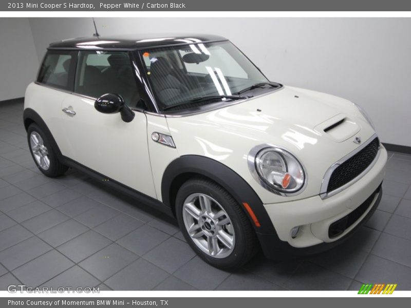 Pepper White / Carbon Black 2013 Mini Cooper S Hardtop
