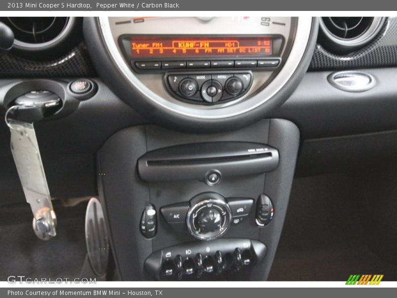 Pepper White / Carbon Black 2013 Mini Cooper S Hardtop
