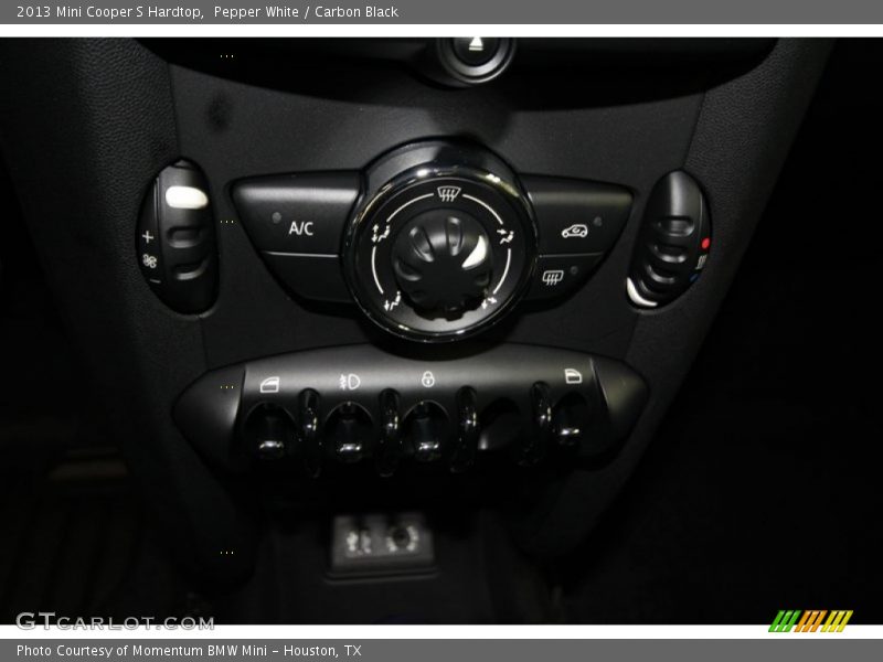 Pepper White / Carbon Black 2013 Mini Cooper S Hardtop