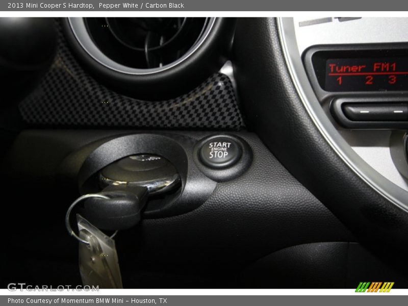 Pepper White / Carbon Black 2013 Mini Cooper S Hardtop