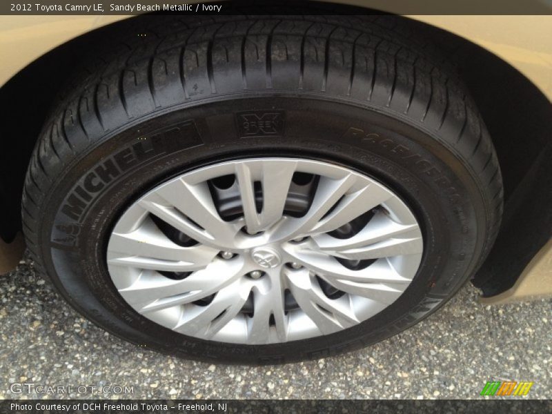 Sandy Beach Metallic / Ivory 2012 Toyota Camry LE