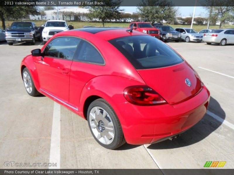 Tornado Red / Titan Black 2013 Volkswagen Beetle 2.5L