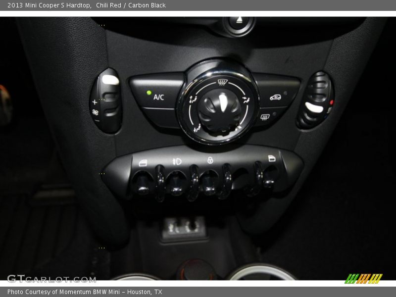 Controls of 2013 Cooper S Hardtop