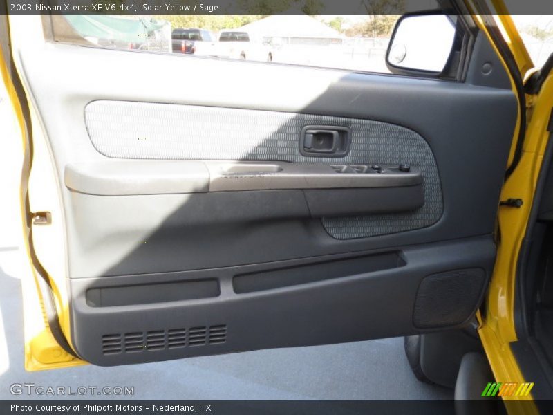 Solar Yellow / Sage 2003 Nissan Xterra XE V6 4x4