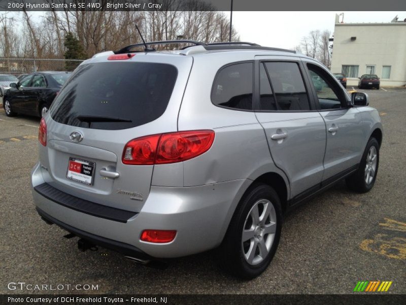 Bright Silver / Gray 2009 Hyundai Santa Fe SE 4WD