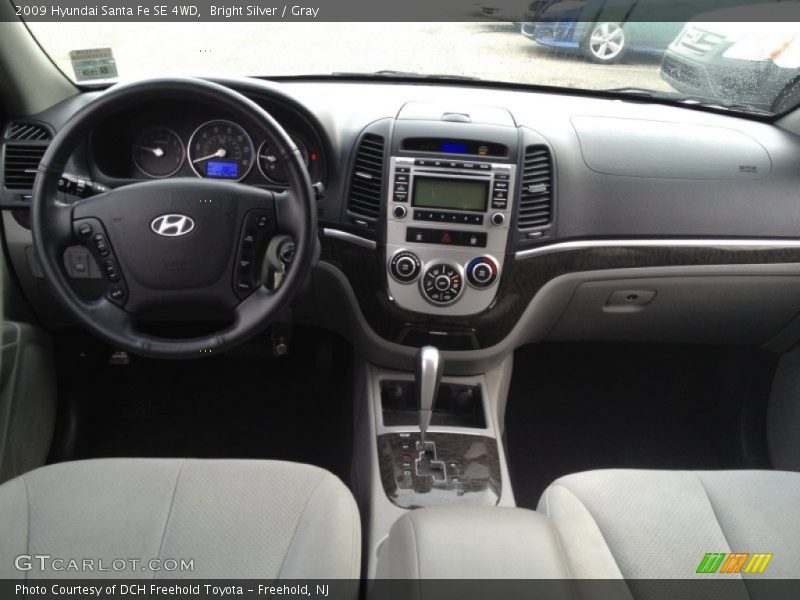 Bright Silver / Gray 2009 Hyundai Santa Fe SE 4WD