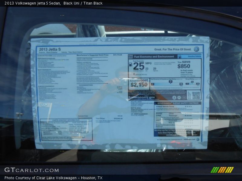 Black Uni / Titan Black 2013 Volkswagen Jetta S Sedan