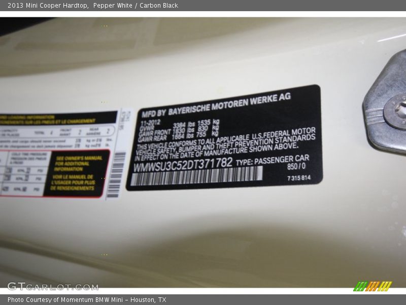 Pepper White / Carbon Black 2013 Mini Cooper Hardtop