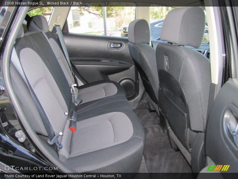 Rear Seat of 2008 Rogue SL