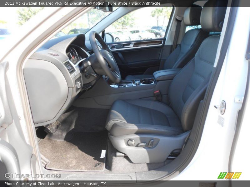 Pure White / Black Anthracite 2012 Volkswagen Touareg VR6 FSI Executive 4XMotion