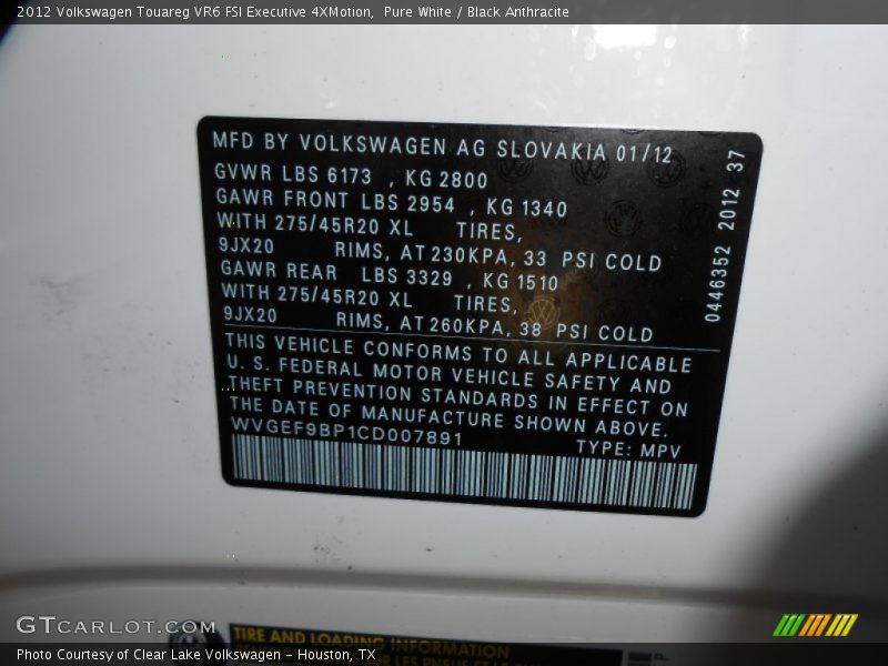 Pure White / Black Anthracite 2012 Volkswagen Touareg VR6 FSI Executive 4XMotion
