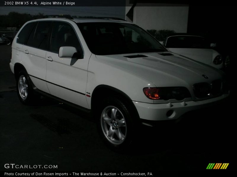 Alpine White / Beige 2002 BMW X5 4.4i