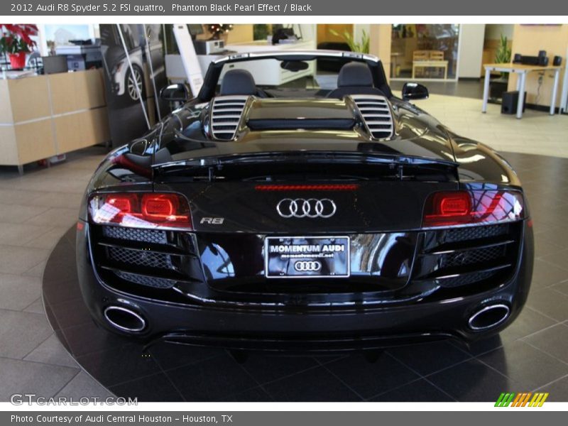 Phantom Black Pearl Effect / Black 2012 Audi R8 Spyder 5.2 FSI quattro