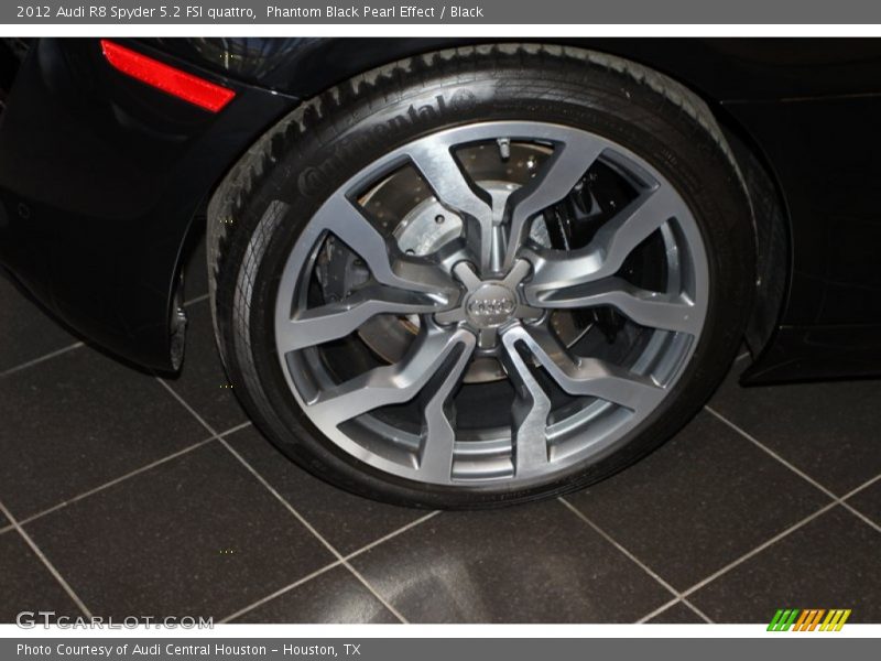  2012 R8 Spyder 5.2 FSI quattro Wheel