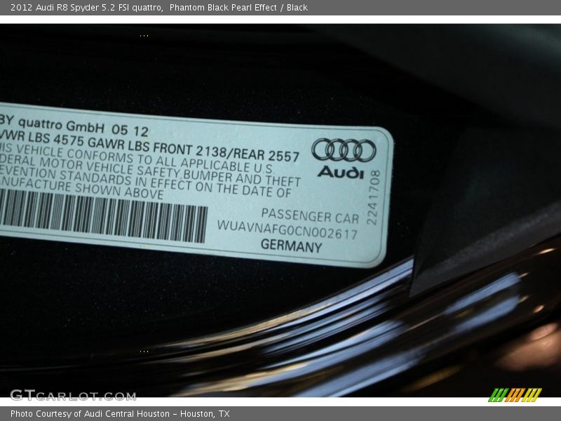 Phantom Black Pearl Effect / Black 2012 Audi R8 Spyder 5.2 FSI quattro