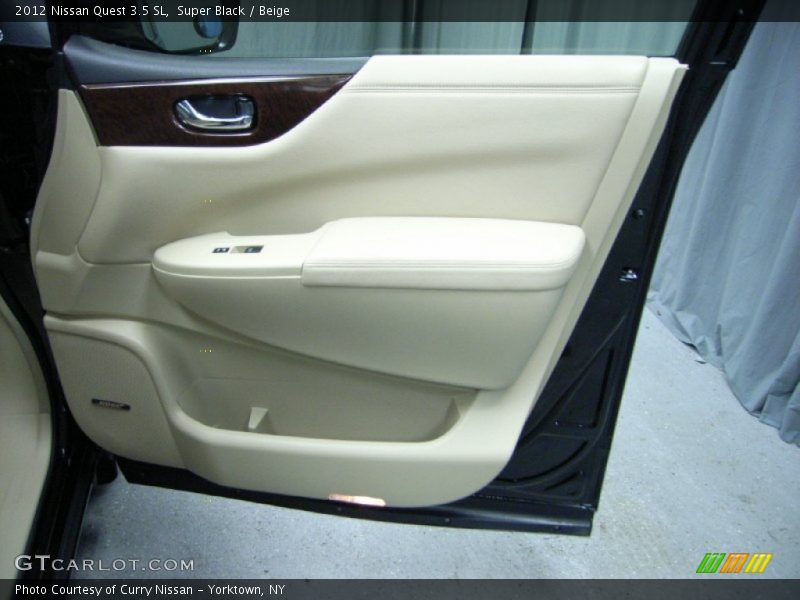 Super Black / Beige 2012 Nissan Quest 3.5 SL