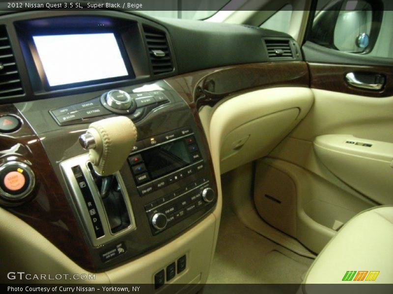 Super Black / Beige 2012 Nissan Quest 3.5 SL