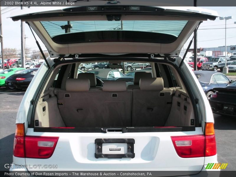 Alpine White / Beige 2002 BMW X5 4.4i