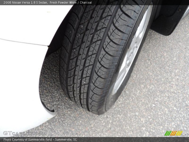 Fresh Powder White / Charcoal 2008 Nissan Versa 1.8 S Sedan