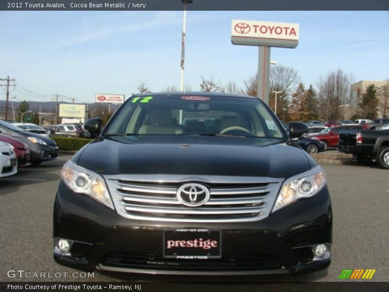 Cocoa Bean Metallic / Ivory 2012 Toyota Avalon